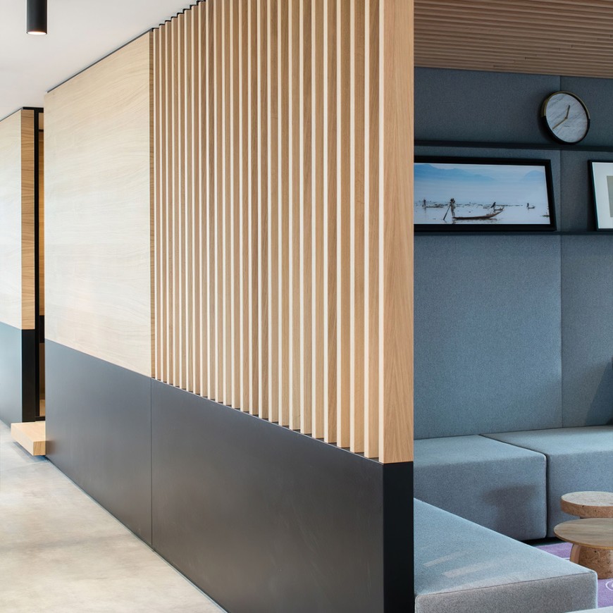 Декоративен профил за преграждане на помещения LK5006, 290*7.5*5см, Светъл дъб Декоративен профил за преграждане на помещения LK5006, 290*7.5*5см, Светъл дъб